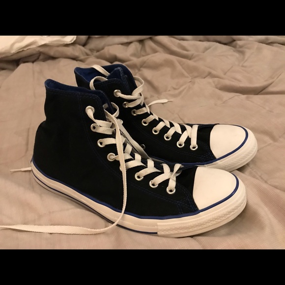 Converse - Picture 3 of 5
